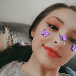 Meet your Posher, Mallory